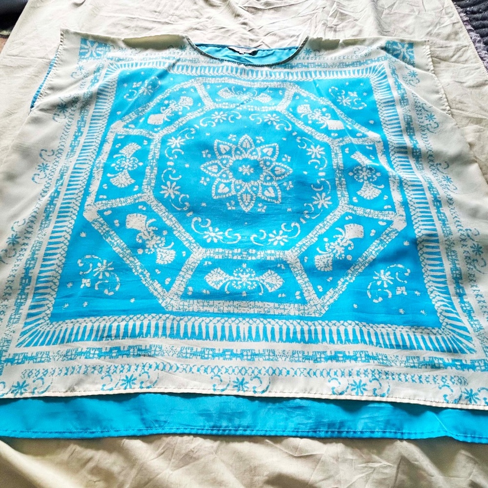 TUNIC, BELTED, BLUE & WHITE, SIZE 4X, MADE IN CANADA!, PRINTED, BOAT NECKLINE,